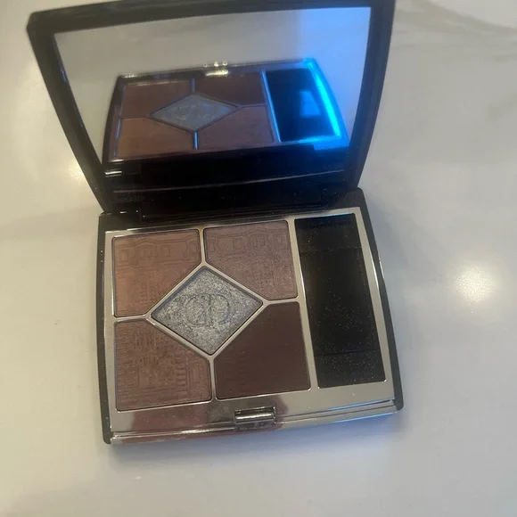 Christian Dior Eyeshadow Palette #739 - Picture 2 of 4